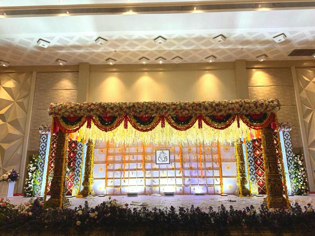 Bridal shower decoration